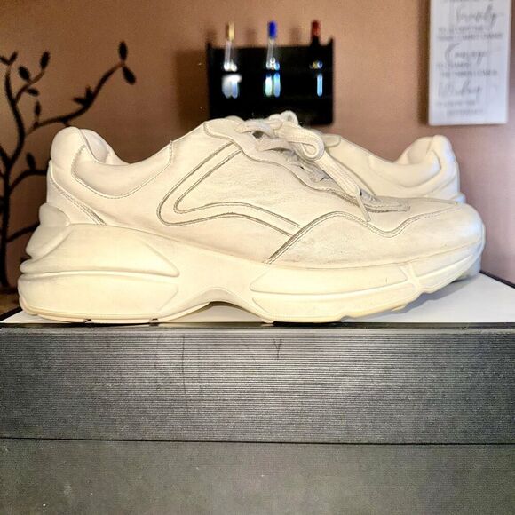 Gucci Rython Men's Distressed Logo Leather Sneakers in Cream - Picture 2 of 14